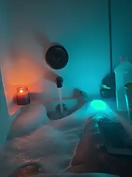 BiigMAMA 2025 online show from December 1, 2025, 7:02 am