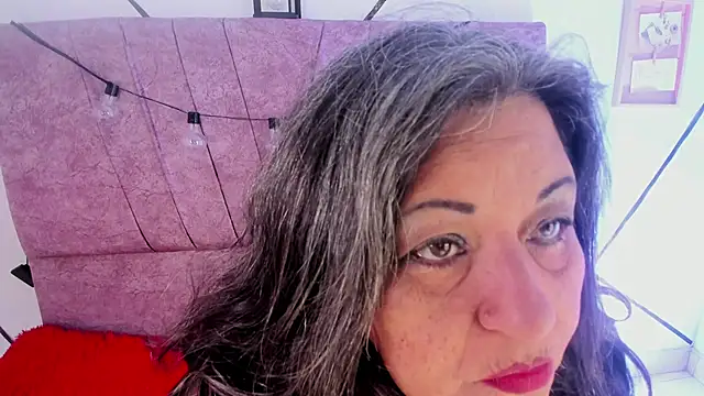 Victoriaa Anderson online show from February 16, 2026, 2:02 pm