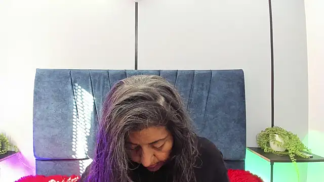 Snapshot of Victoriaa_Anderson chatting on July 10, 2026, 12:52 pm Victoriaa Anderson online show from July 10, 2026, 12:52 pm