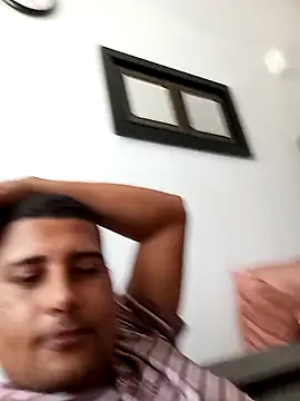 Snapshot of tutancamin chatting on November 8, 2025, 4:07 pm tutancamin online show from November 8, 2025, 4:07 pm