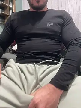 DARK0924 online show from December 17, 2025, 11:00 pm