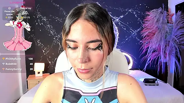 Snapshot of bellacrawford_ chatting on December 1, 2025, 6:07 am bellacrawford online show from December 1, 2025, 6:07 am