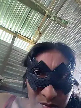 Snapshot of Uvit chatting on April 5, 2026, 6:16 pm Uvit online show from April 5, 2026, 6:16 pm