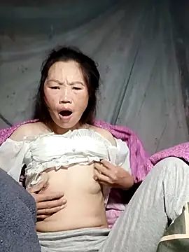 blonde blg online show from November 26, 2025, 6:53 pm