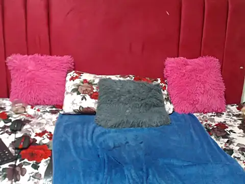 HipsDontLieX95 online show from March 6, 2026, 10:39 pm