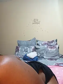 HipsDontLieX95 online show from July 2, 2026, 9:43 pm