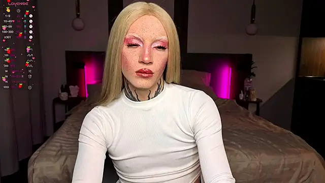 1lola4ka online show from February 8, 2026, 8:56 pm