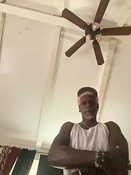 Snapshot of PAHPea chatting on November 9, 2025, 6:39 pm PAHPea online show from November 9, 2025, 6:39 pm