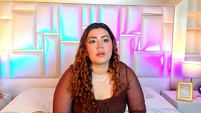 AdelaTaylor  online show from November 10, 2025, 12:04 pm