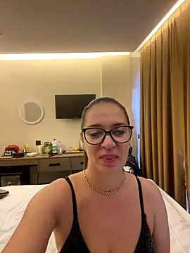 Milana8263 online show from December 15, 2025, 6:50 am