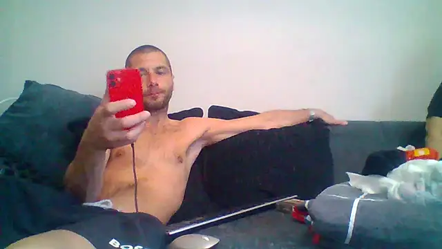 Kinkycouple142 online show from May 26, 2026, 6:26 pm