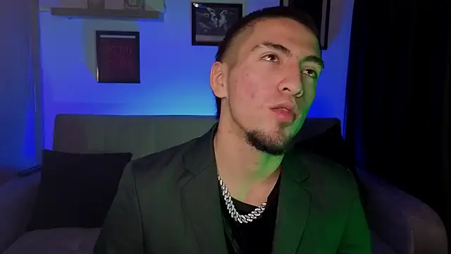 AresMassimoX online show from November 14, 2025, 4:00 am