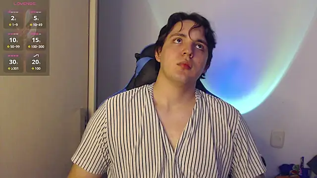 Snapshot of ValenClerk chatting on November 18, 2025, 4:50 am ValenClerk online show from November 18, 2025, 4:50 am