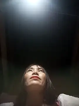 Snapshot of Soursop-op chatting on December 3, 2025, 9:35 pm Soursop-op online show from December 3, 2025, 9:35 pm