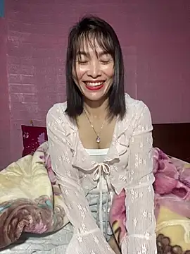 Snapshot of Soursop-op chatting on February 12, 2026, 6:25 pm Soursop-op online show from February 12, 2026, 6:25 pm