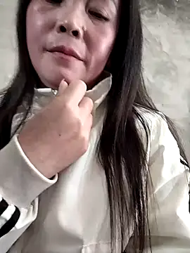 Snapshot of Feeling-hot chatting on February 18, 2026, 5:14 am Feeling-hot online show from February 18, 2026, 5:14 am