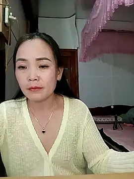 Snapshot of Feeling-hot chatting on February 20, 2026, 1:11 pm Feeling-hot online show from February 20, 2026, 1:11 pm