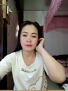 Snapshot of Feeling-hot chatting on March 1, 2026, 8:49 am Feeling-hot online show from March 1, 2026, 8:49 am