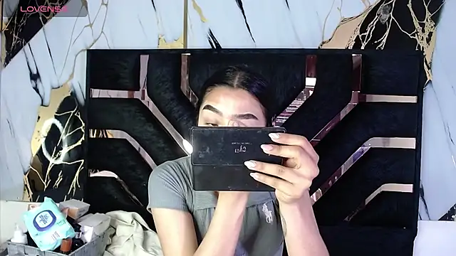 tael novacs online show from January 12, 2026, 3:45 am