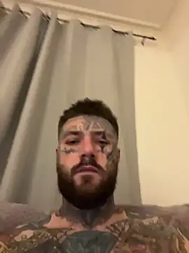 magicmichaell online show from February 23, 2026, 4:54 am