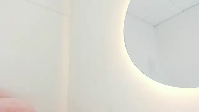 alice blakers online show from November 12, 2025, 8:08 pm