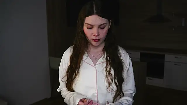 BelvaCaimi online show from November 26, 2025, 6:25 am