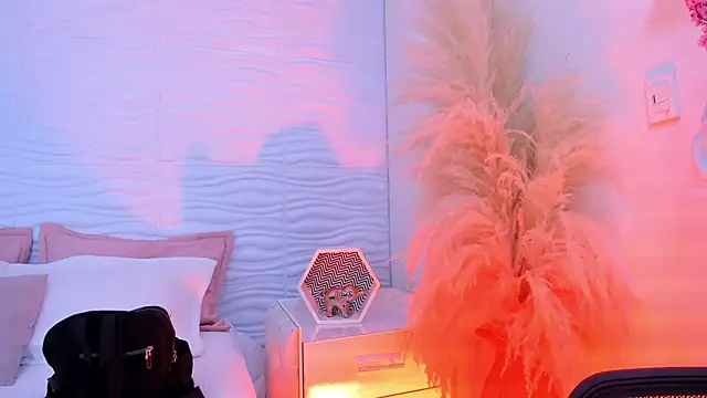 lilithDraven  online show from March 22, 2026, 4:05 am