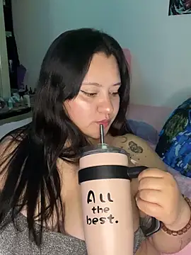 Snapshot of Just_danna chatting on November 21, 2025, 6:01 am Just danna online show from November 21, 2025, 6:01 am