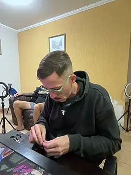 Lucasjandre online show from June 10, 2026, 2:49 pm