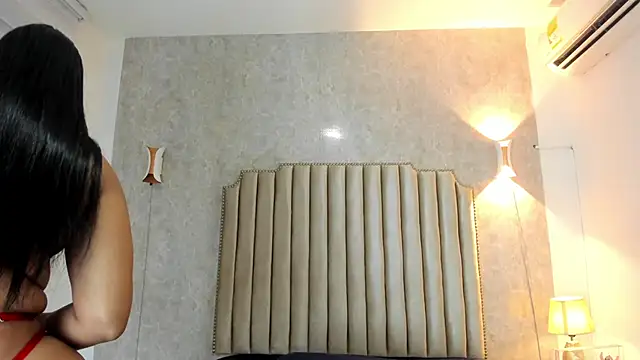 ArissDeLuna online show from March 19, 2026, 11:31 pm