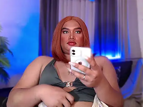 UrGoddess Sofia online show from December 15, 2025, 8:35 pm