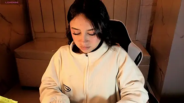 Juliana Tx online show from January 13, 2026, 12:54 pm