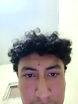 Snapshot of Novato_o chatting on March 11, 2026, 4:29 am Novato o online show from March 11, 2026, 4:29 am