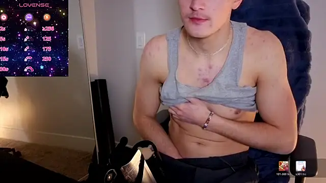 Snapshot of sculpteddesire chatting on April 7, 2026, 6:08 pm sculpteddesire online show from April 7, 2026, 6:08 pm