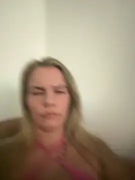 Cutebrowneyes  online show from February 4, 2026, 9:53 pm