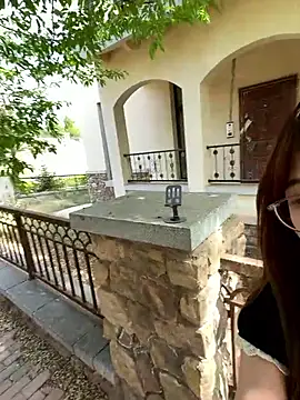 GG-BONG1 online show from May 11, 2026, 7:14 am