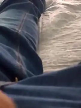 Robesz1982 online show from January 18, 2026, 11:58 am