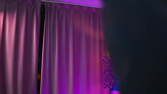 ElyssawetXX online show from April 10, 2026, 6:34 pm