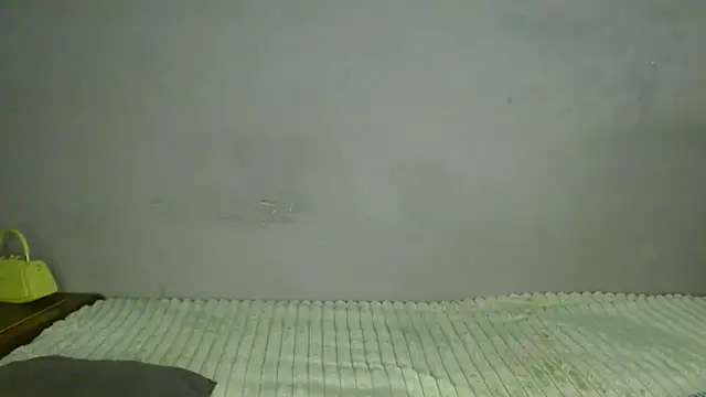 Monal1sah online show from December 17, 2025, 3:51 pm