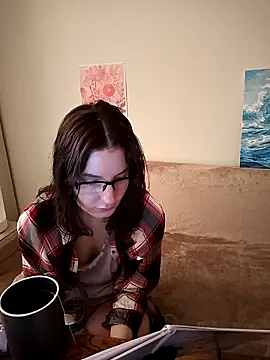 Snapshot of v_crizis324 chatting on February 7, 2026, 12:53 pm v crizis324 online show from February 7, 2026, 12:53 pm