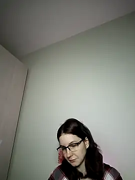 Snapshot of v_crizis324 chatting on February 9, 2026, 4:44 pm v crizis324 online show from February 9, 2026, 4:44 pm