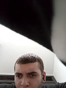 zebkibaron online show from November 12, 2025, 1:17 am