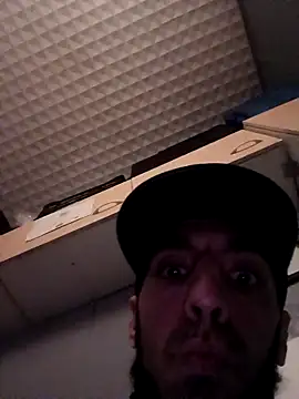 hotguy71000 online show from December 16, 2025, 4:12 pm