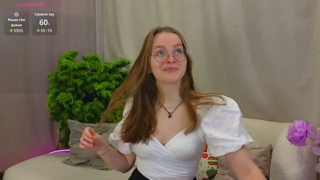 MadisonSmitt online show from January 17, 2026, 5:12 am