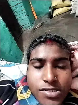 Big Lovexx online show from February 5, 2026, 6:23 pm