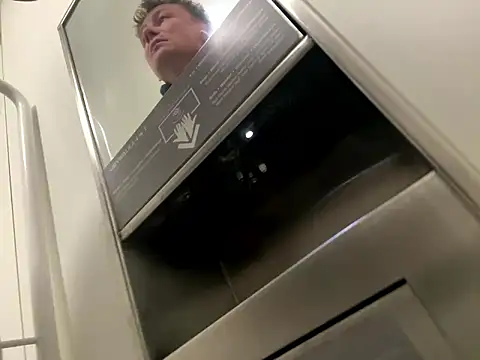 Snapshot of jabeszczelny chatting on March 21, 2026, 9:18 pm jabeszczelny online show from March 21, 2026, 9:18 pm