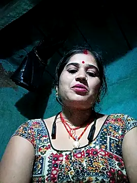 Snapshot of Hot_kamla chatting on November 19, 2025, 1:33 pm Hot kamla online show from November 19, 2025, 1:33 pm