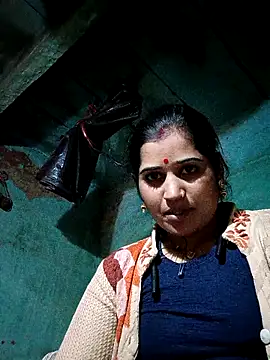 Snapshot of Hot_kamla chatting on November 25, 2025, 6:02 am Hot kamla online show from November 25, 2025, 6:02 am