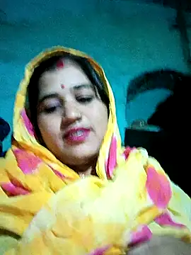 Snapshot of Hot_kamla chatting on December 16, 2025, 12:43 pm Hot kamla online show from December 16, 2025, 12:43 pm