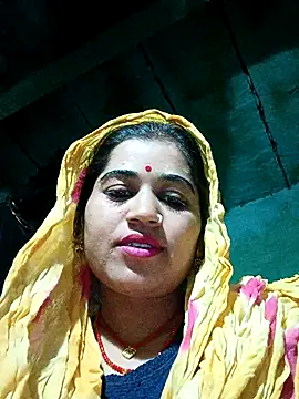 Snapshot of Hot_kamla chatting on January 13, 2026, 9:42 pm Hot kamla online show from January 13, 2026, 9:42 pm